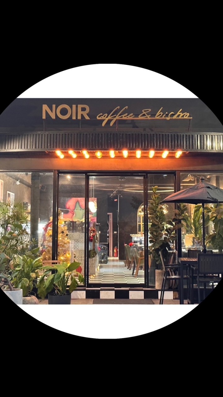 Noir coffee&bistro 餐車老闆群