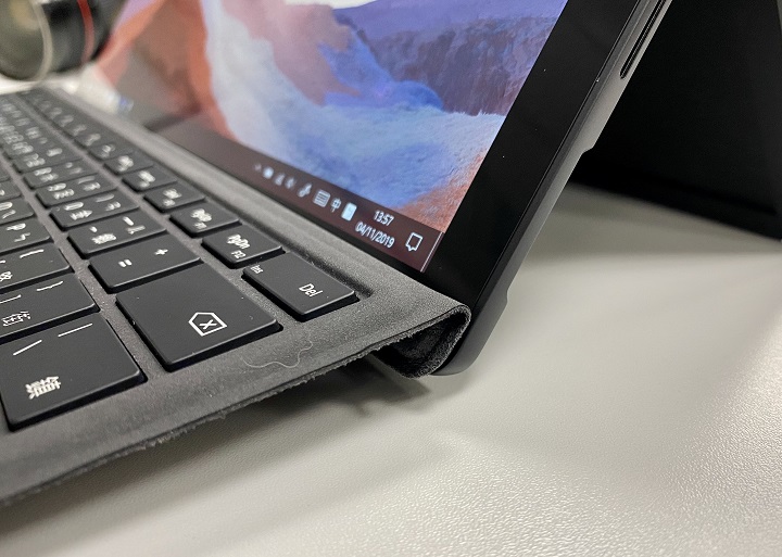 微軟 Surface Pro 7 售價 28,088 元起、七色鍵盤自由配，同場加映 Laptop 3 預購中