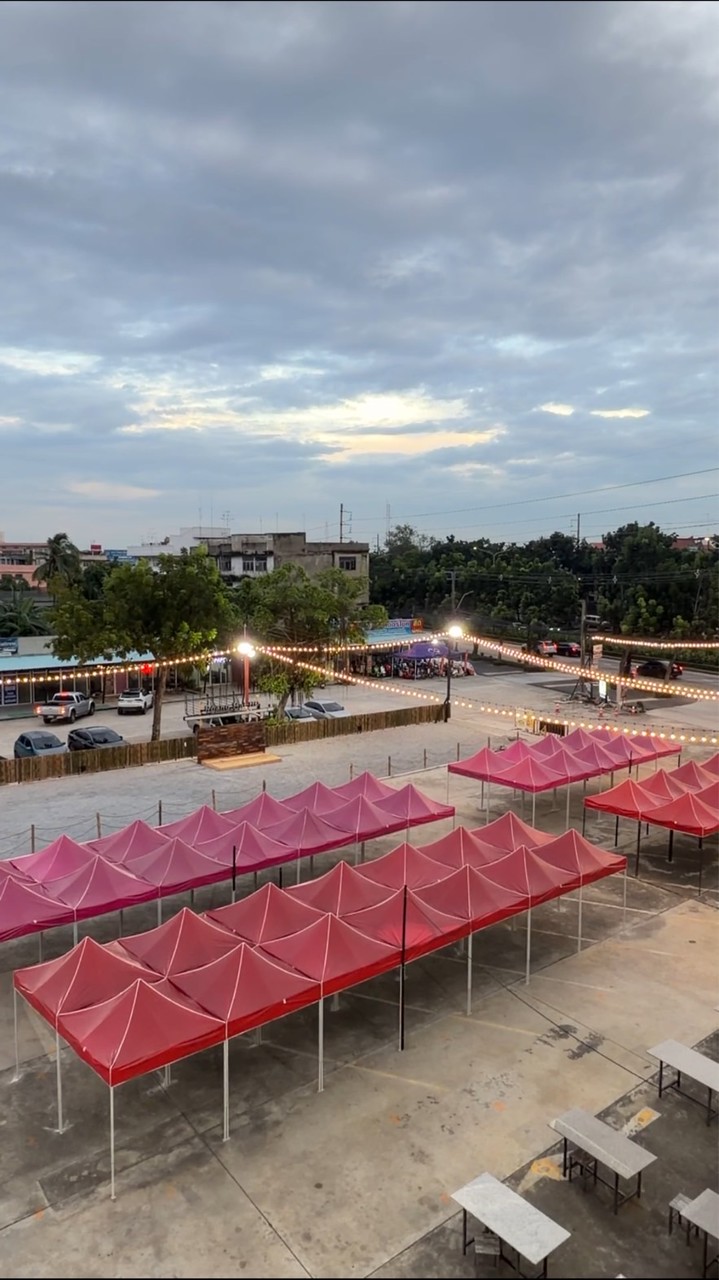 ร้านค้าประจำตลาดโรงไม้ NightMarket