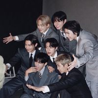 BTS阿里郎專輯、周邊、閒聊