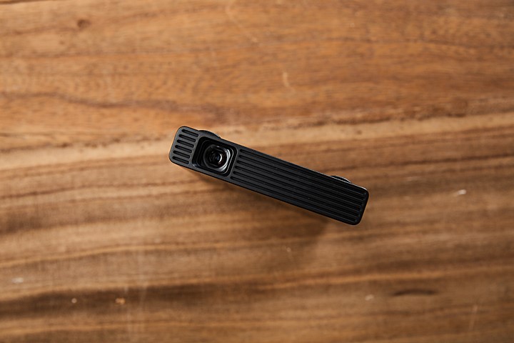 口袋裡的電影院！Sony MP-CD1 微型投影機第一手試用報告