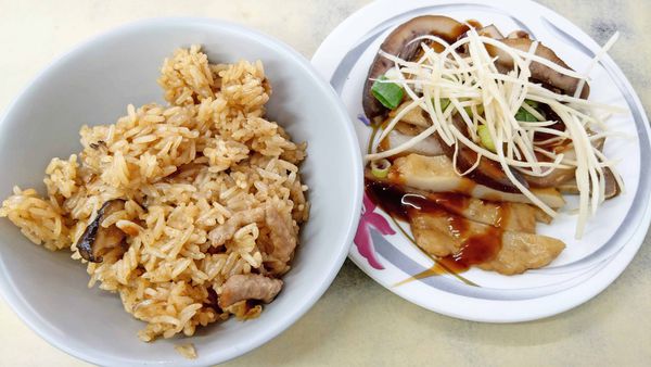 【台北美食】雙享油飯-隱身在巷弄裡的超人氣油飯美食