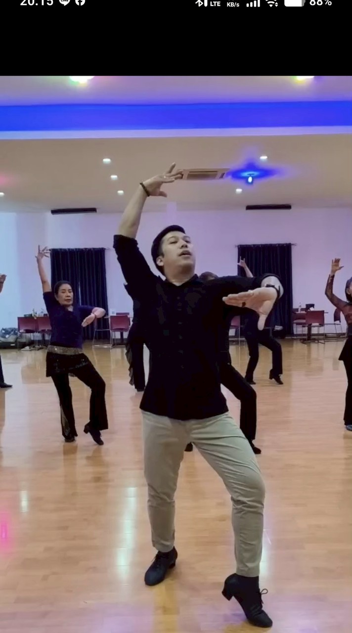 Phoenix Solo Class