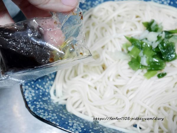 【大呷麵本家】#麻油老薑麵乾拌麵 #川味雙椒辣拌麵 #台式蔥蒜湯煲麵 #宅配美食 (8).JPG