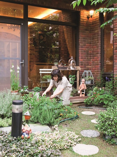 【設計家正團】利用二手家具蒐藏打造歐洲鄉村居