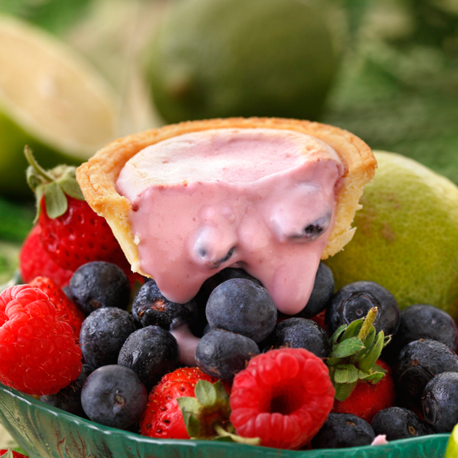 【安普蕾修Sweets】綜合莓果起士塔 (10入/盒)｜ 團購｜安普蕾修Sweets｜起士塔｜ 辦公室團購美食｜甜點下午茶。人氣店家安普蕾修Sweets的▍人氣起士塔 ▍有最棒的商品。快到日本NO.1