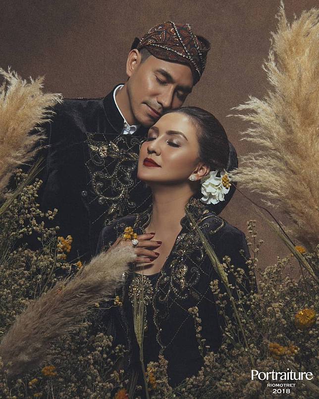 Gaya Prewedding 50 Seleb Ini Unik Keren Bisa Jadi Inspirasi Brilio Net Line Today