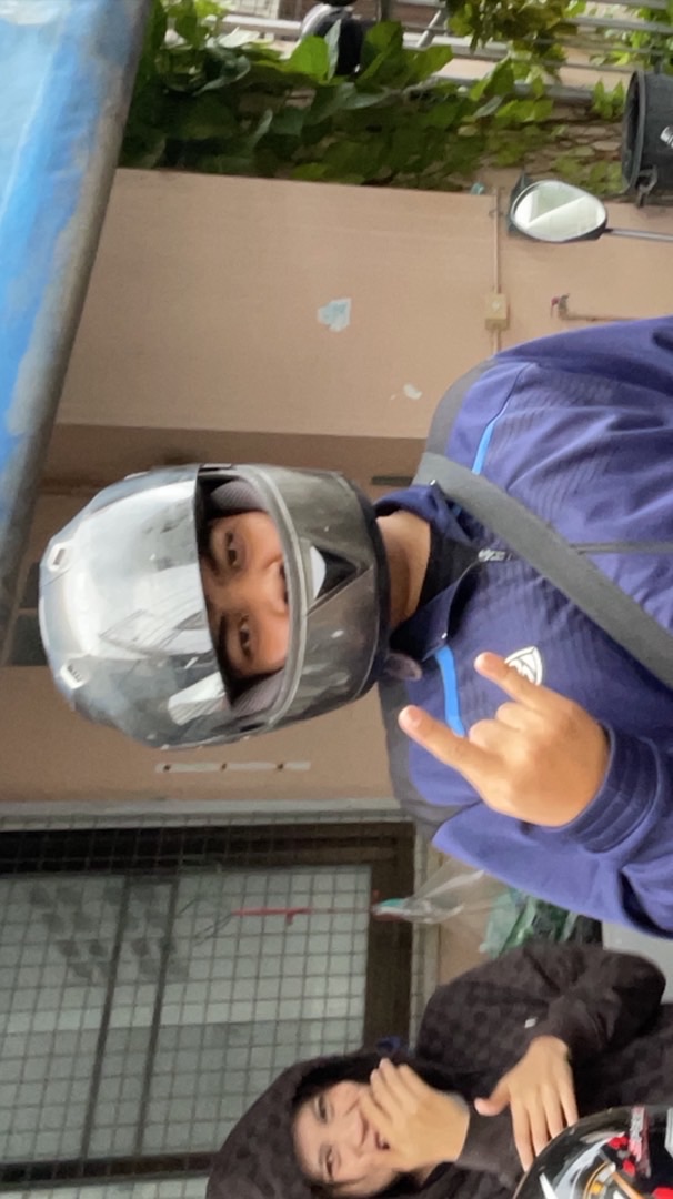 เพื่อนรุ่น