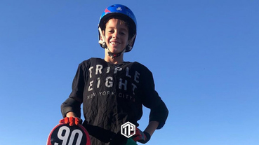 青出於藍~ 11 歲巴西滑板手成功完成空中 1080 度翻身動作！