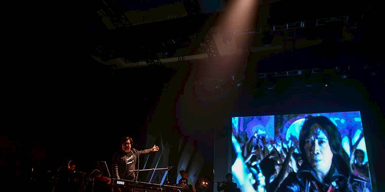 Lirik Dan Chord Lagu Cintaku Dari Chrisye Kompas Com Line Today