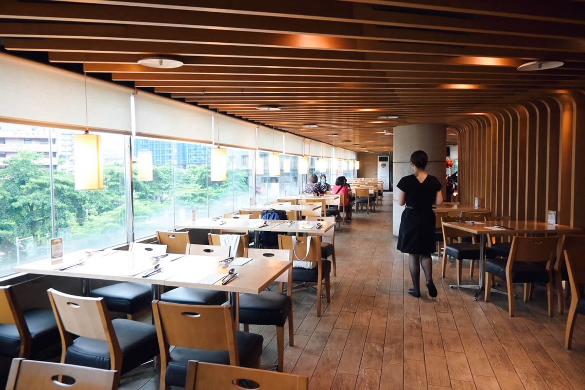 平民版「果然匯」在板橋！週一素食吃到飽389元，素生魚片、港點、義料通通有