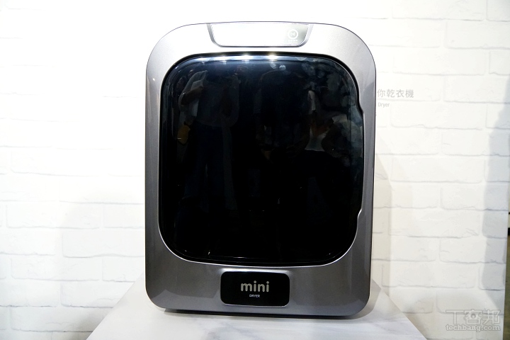 迷你壁掛式洗衣機登台，韓系家電大宇推出 3 公斤滾筒洗衣機