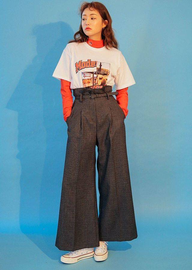 29 ไอเดียแต่งตัวแบบ 'วัยรุ่นยุค 90S' เท่ห์ๆคูลๆกันไปเลยเธอ!