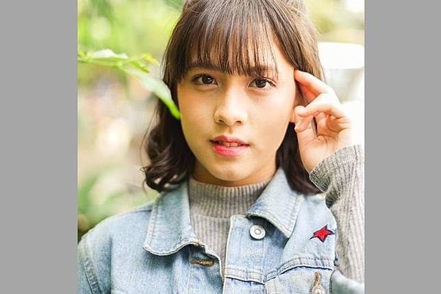 66 Koleksi Model Jaket Dua Garis Biru Terbaru