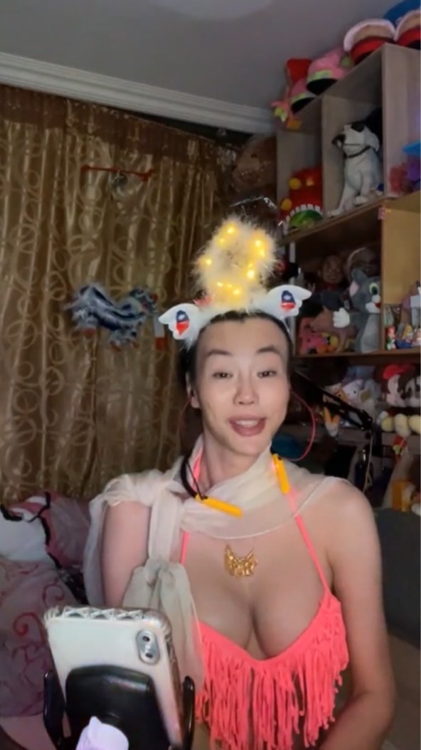 張婷婷藍勾勾粉絲專頁