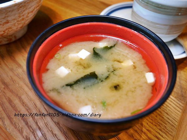 【蘆洲三重日式料理】北魂 丼和食處 #生魚片丼飯 #握壽司 #客製化懷石料理 (18).JPG