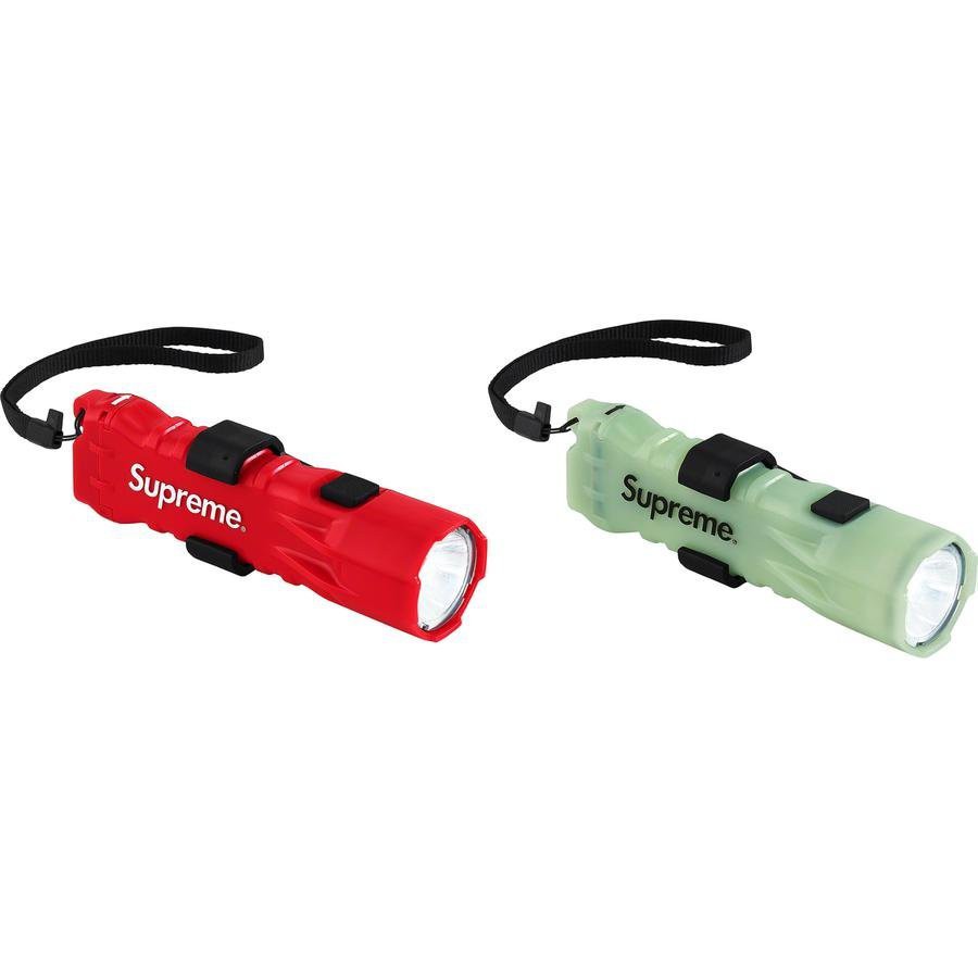 SUPREME Pelican 3310PL Flashlight 兩色 手電筒 SS19 WEEK13 玉米潮流本舖