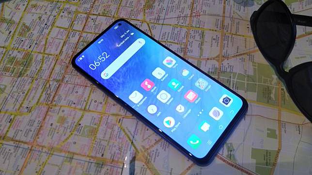 Vivo V19 diperkenalkan di Jakarta, Kamis (5/3/2020). [Suara.com/Tivan Rahmat]