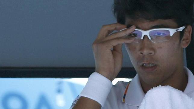 Chung Hyeon yang baru 21 tahun tampil melawan Tennys Sandgren pada babak perempat final Australia Terbuka 2018 di Rod Laver Arena, Melbourne, Rabu (24/1). (REUTERS/Thomas Peter)