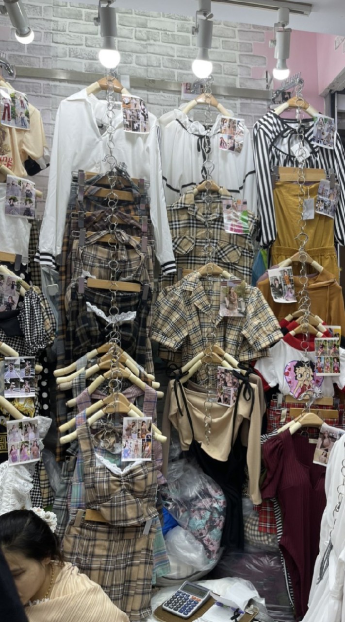เสื้อผ้าแฟชั่นBy..... Ploy