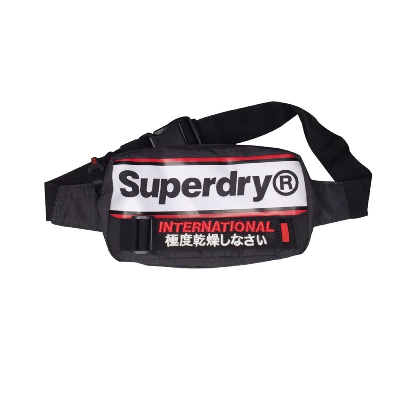 Superdry 極度乾燥 刺繡 現貨 時尚刺繡運動休閒 潮牌 胸包 腰包 側背包零錢包 斜背包 02A 0328