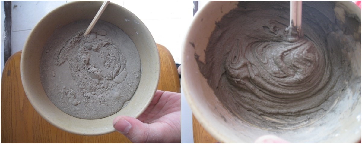 請用棍狀物攪拌約 3 分鐘，直到水泥砂漿原料成泥漿狀，切記中途不要加水（左）；形成泥漿狀後，攪拌均勻靜置約 10 分鐘，再攪拌一下即可上工（右）。