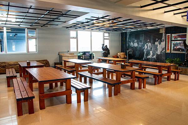 【宜蘭景點】溪和水產觀光工廠-2021年全新開幕！好玩又有趣的漫畫式簡介，多種免費海鮮試吃，飯糰ＤＩＹ與現煮海鮮ＤＩＹ活動玩不膩，美味多種魚料理，門票全抵消費的必玩室內景點