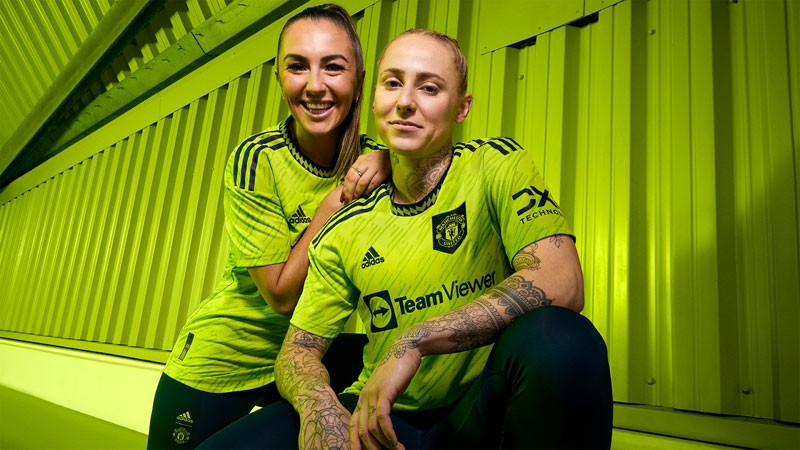 マンチェスター・ユナイテッド、22-23サードユニフォームを発表！色は