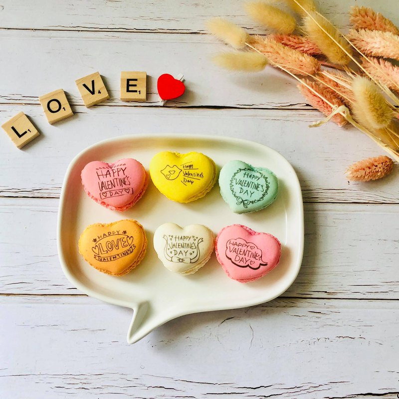 甜甜的馬卡龍，不只吃得甜、看得甜、還甜在心裡 ❤️不論是送給情人、同事朋友、任何活動也很適合唷 ❤️ **當日15點前下單隔日出貨，若併單是快速出貨以外的商品，將以所需出貨工作日較長的商品為主。**