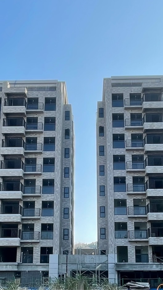 合遠森格—柏昱驗屋