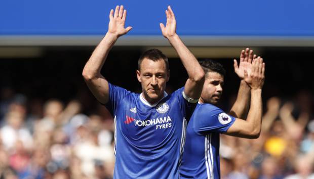  Aston Villa Resmi Rekrut John Terry 