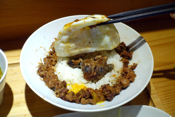 北投日式無菜單料理-漁當家食堂，石牌日本料理，漁當家午餐定食、魚滷飯好吃又超值，包場能客製化的榮總附近無菜單日本料理