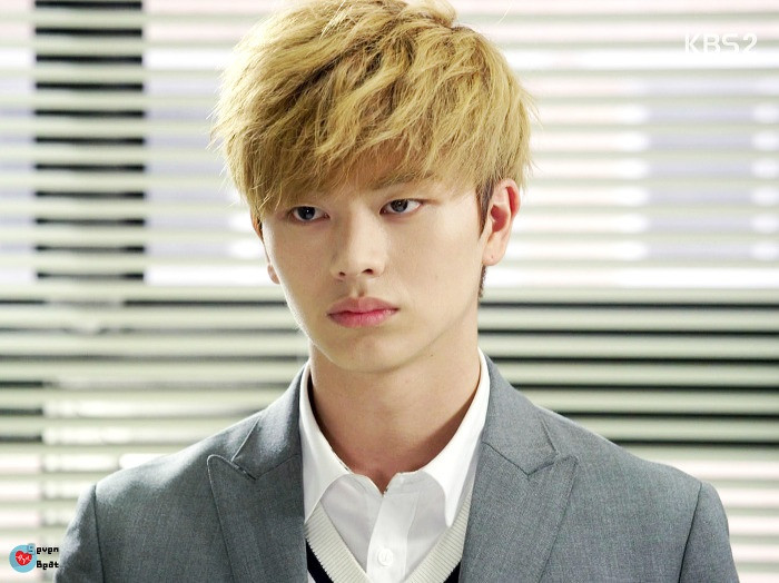 韓劇中的痞壞霸王4：《學校2015》「孔太光」陸星材