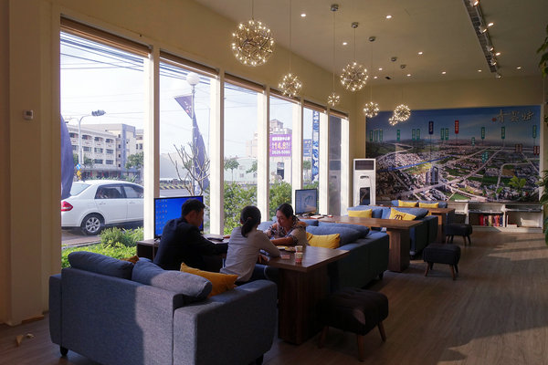 台中清水建案-青雲賦，台中清水買房，台中海線建案，台中清水預售屋，6分鐘到清水車站，2房首付8萬、3房首付15萬、10年免管理費