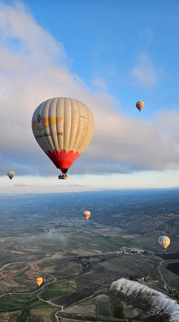 🌈跟著安安探索世界的美好🗺