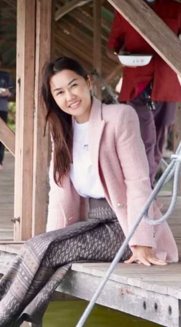 หนูน้อยหมวกเพื่อไทย❣️