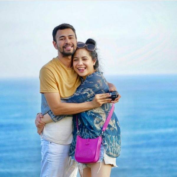  8 Potret Mesra Liburan Raffi dan Nagita di Bali, Romantis Banget! 