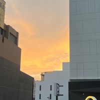 嘰嘰喳喳
