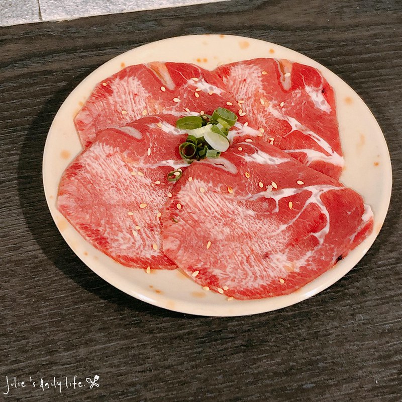 中山區,中山國小站,伊比利豬,吃到飽,和牛,寵物友善,寵物友善餐廳,戰醬燒肉,日本和牛,海鮮,澳洲和牛,烤肉,燒肉,菜單,雙城店 @跟著Julie一起走吧