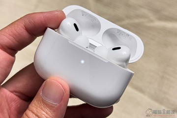 你知道 AirPods 充電盒燈號閃爍的含意嗎？紅白綠大不相同！