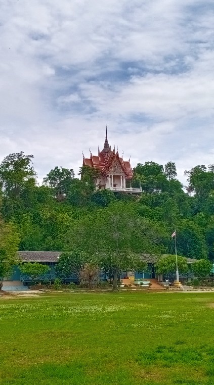 โรงเรียนวัดเขาสมอระบัง