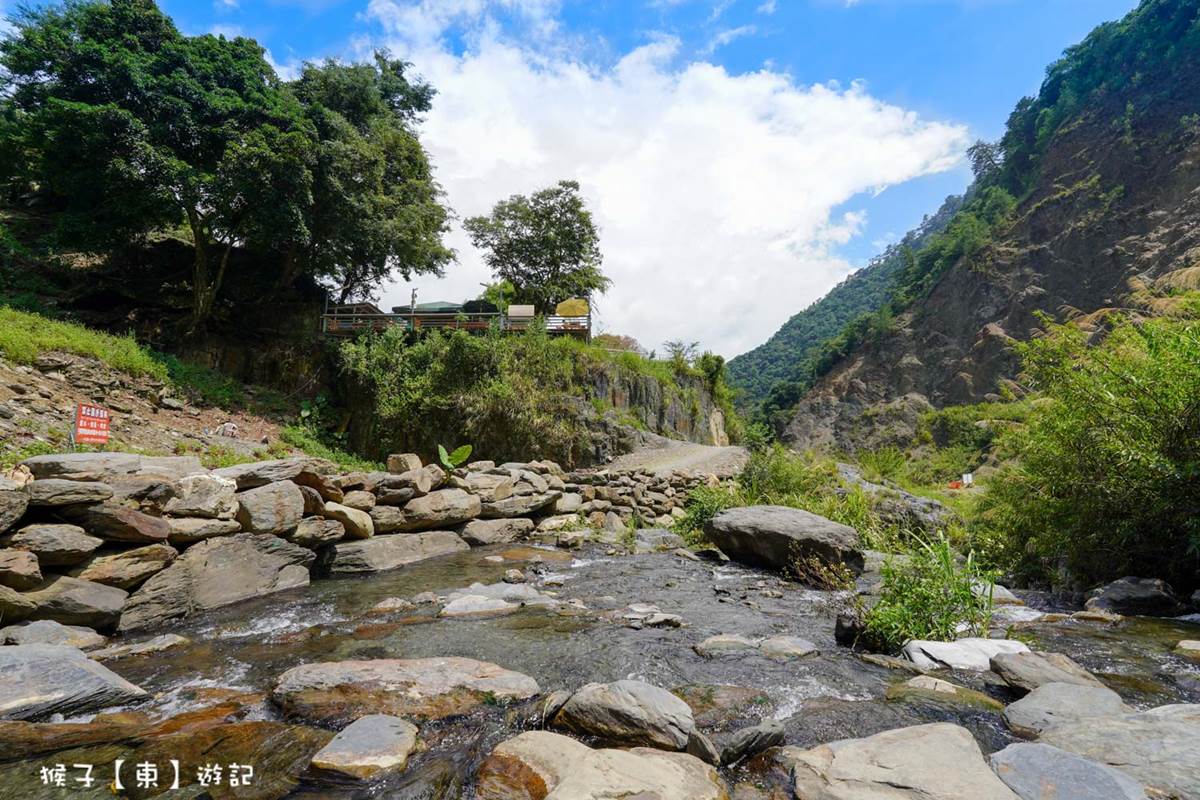 南投人不想說！仁愛鄉５私房景點：３分鐘攻頂瀑布祕境、全台最長天空步道