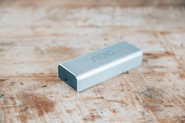 結合保時捷原廠設計，打造科技時尚精品：AOC PDS271 液晶顯示器