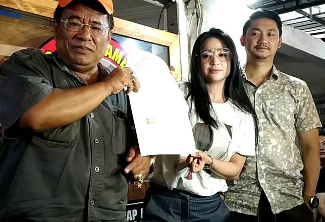 Main atas. Main atas
