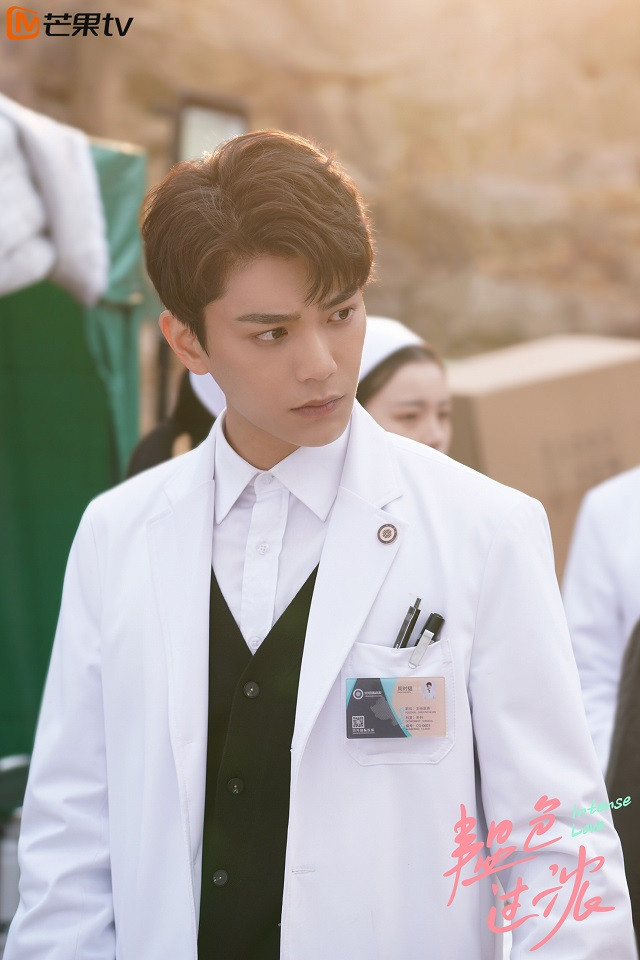 近期「兩部戲同時對打」的演員9：丁禹兮《韞色過濃》vs《傳聞中的陳芊芊》