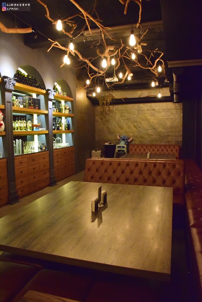 鐵克諾Ｗ酒館-Techno W BistroDSC_0857Liz開懷大笑看世界.JPG