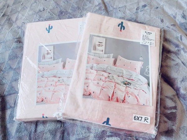 『床包推薦』超療癒夜夜好眠必備－棉床本舖、天絲、精梳棉、復古MIT台灣製造舒適好眠Annahome純棉寢具床墊床包床組開箱分享（ 排汗、保濕、涼感降溫、透氣、枕頭、竹蓆、保潔墊 、 止鼾枕 、 蚊帳 、兒童寢具 、乳膠枕 、 收納櫃 、門簾 、 抱枕 、 涼蓆 、 涼被 ）