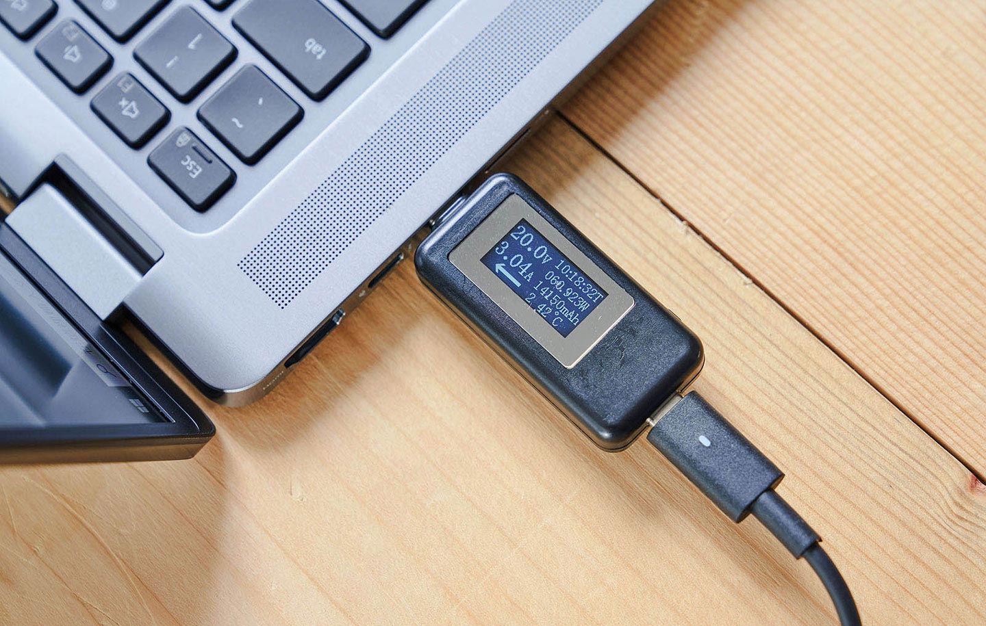 Dell Latitude 9510 開箱與深度評測：高效便攜，極智隨行！選商務筆電不只規格，「懂你」更重要！