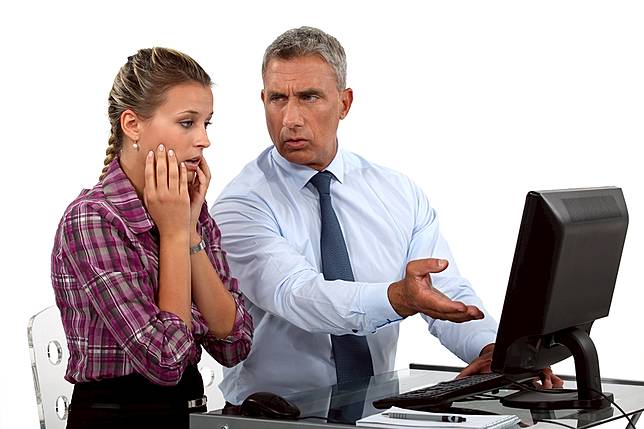 Kesalahan Digital yang Mengancam Keselamatan Karier Anda