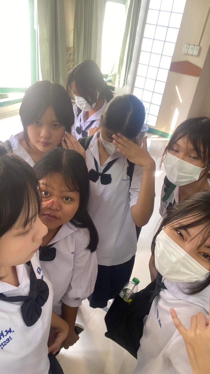 ถึงจะเสี่ยวแต่รักเธอคนเดียวนะค้าบ